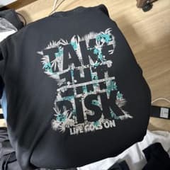 TAKE THE RISK Tシャツのサムネイル