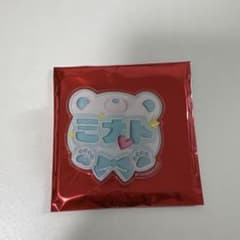 鷹梁ミナト アモカフェ アクリルネームバッジのサムネイル