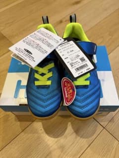 hummel サッカーシューズ インドア用　21.0cmのサムネイル