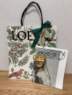 ロエベ　ショップ袋、メッセージカード、リボン、カタログのサムネイル