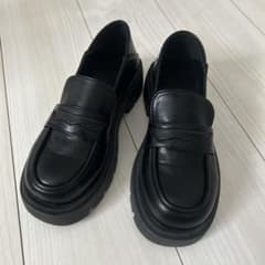ブラックローファーのサムネイル