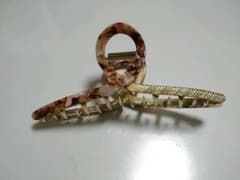 ヘアクリップ　バンスクリップ　べっ甲　花柄のサムネイル