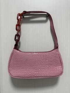 ピンク クロコダイル風ハンドバッグ - メルカリ