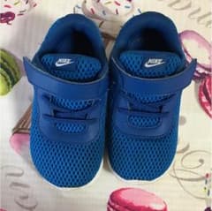 ナイキ スニーカーのサムネイル