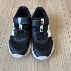 New Balance 578 キッズスニーカー ブラック　19.5cmのサムネイル
