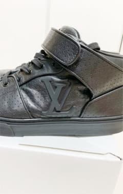Louis Vuitton ルイ ヴィトン　スニーカー　黒のサムネイル