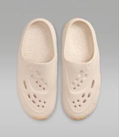 新品未使用Nike ジョーダンローム　サンダル27㎝のサムネイル