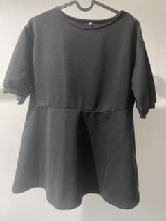 【美品】ブラック ペプラム 半袖 トップスのサムネイル