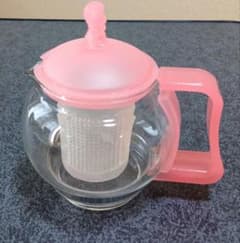 ペコちゃん　 ティーポット 　　　　　　　　　　茶こし付き　未使用品のサムネイル