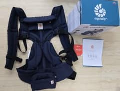 値下げ　美品エルゴベビー オムニ360 クールエアメッシュ 抱っこひも ネイビーのサムネイル
