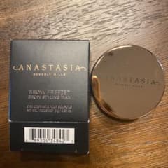 Anastasia Beverly Hills アイブロウ　フリーズのサムネイル