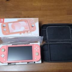 ニンテンドースイッチライトコーラルピンク　カバー&ケース付きのサムネイル