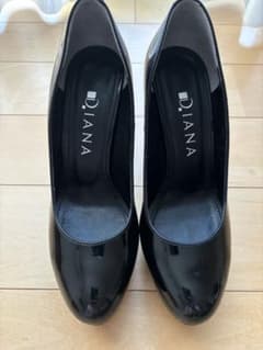 DIANA パンプス　エナメルブラック　22.5㎝のサムネイル