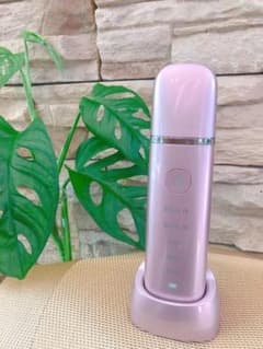 ウォーターピーリング 美顔器 ピンクのサムネイル