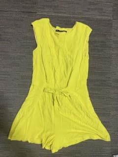 ZARA ロンパース　イエロー　リゾートのサムネイル