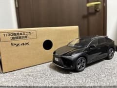 1／30ミニカー 。トヨタ非売品。bZ4X。 - メルカリ