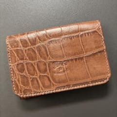 IL BISONTE イルビゾンテ 名刺入れ カードケース クロコ型押し - メルカリ