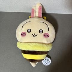 ちいかわ うさぎ ハチさんBIGぬいぐるみのサムネイル