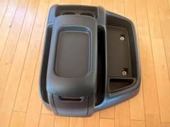 新品 ハイエース ワイド 200系 純正 センターコンソールのサムネイル