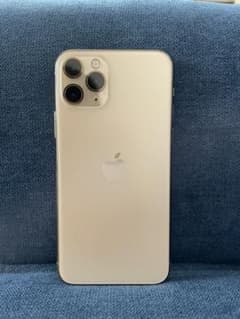 大幅値下げ　iPhone 11 Pro ゴールド 64 GB au SIMフリーのサムネイル