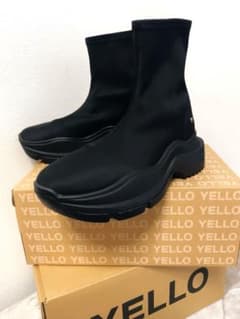 YELLO SINGLE SNEAKER SHORT BOOTS 2XL美品のサムネイル