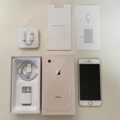 iPhone 8 Gold 64 GB  本体　箱　充電器付きのサムネイル
