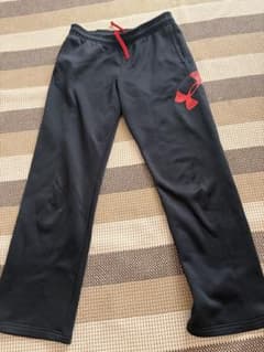 Under Armour ジャージ パンツ 黒 赤のサムネイル