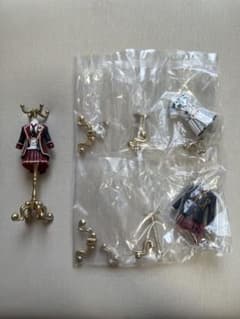 AKB48 ガチャ　Capsule トルソー　衣装ミニチュアフィギュア　3点のサムネイル