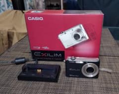 ひ*料様 CASIO EXILIM EX-Z1000 箱・付属品あり 液晶難ありのサムネイル
