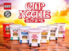 カップヌードル ミニカーセット 2セットのサムネイル