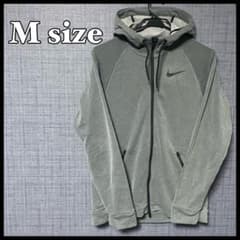《NIKE》ナイキ　ジャージ　パーカー　トレーニング　冬服　秋服　長袖　M 古着のサムネイル