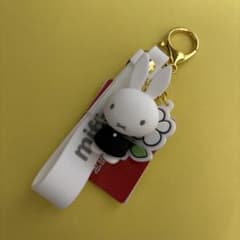 miffy ミッフィー ストラップ キーホルダー（タイトー限定）のサムネイル