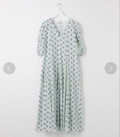 【大人気完売品】ドビー フラワープリント ワンピース 大人気完売品】ドビー フラワープリント ワンピース - メルカリ