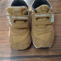 new balance 14.5センチのサムネイル