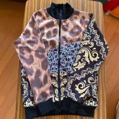 パーカーのサムネイル