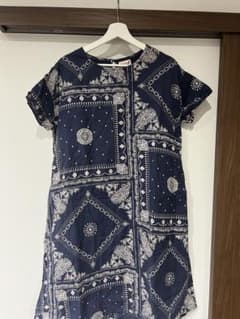 HEART MARKET バンダナ柄 半袖ワンピース ネイビーのサムネイル