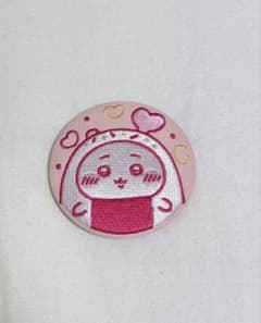 ちいかわポケットお弁当なトレーディング刺繍缶バッジ　ちいかわのサムネイル