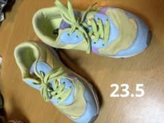 23.5キッズスニーカー パステルカラーのサムネイル