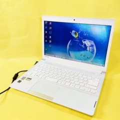 すぐ使える✨小型軽量！たっぷり大容量1TBノートパソコン✨️薄型