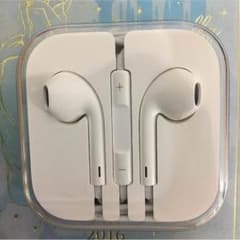 【純正品、未使用品】アップル イヤフォンのサムネイル