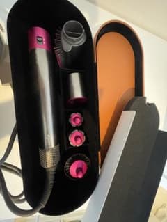 Dyson Airwrap ヘアスタイリングセット　限定セールのサムネイル