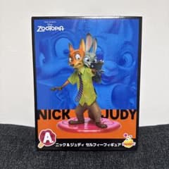 ズートピア ニック & ジュディ セルフィーフィギュア - メルカリ