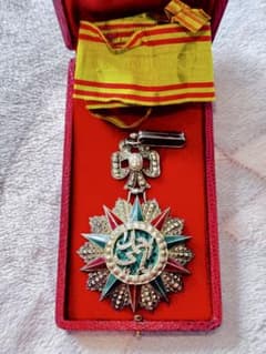 Tunisia 光栄勲章 フランス製 勲三等 銀製 60g+ 勲章 メダル 徽章