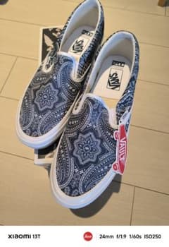 新品VANS KITH バンダナ柄 スリッポンUS11のサムネイル