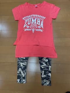 お値下げしました。ズンバウェア　新作2点セット（TシャツS・レギンスS）のサムネイル