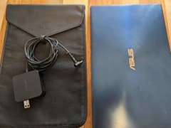 ASUS ZenBook 14 UX434F ロイヤルブルー 【ジャンク品】のサムネイル