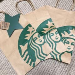 スターバックスの紙袋　星型のインテリアおまけ付き❇︎のサムネイル