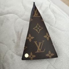Louis Vuitton レザー キーホルダー レッド タイムセール本日終了のサムネイル