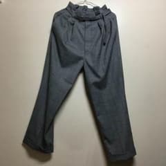 チェックのズボンのサムネイル