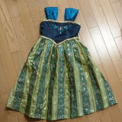 早い者勝ち！！アナ雪ドレスのサムネイル